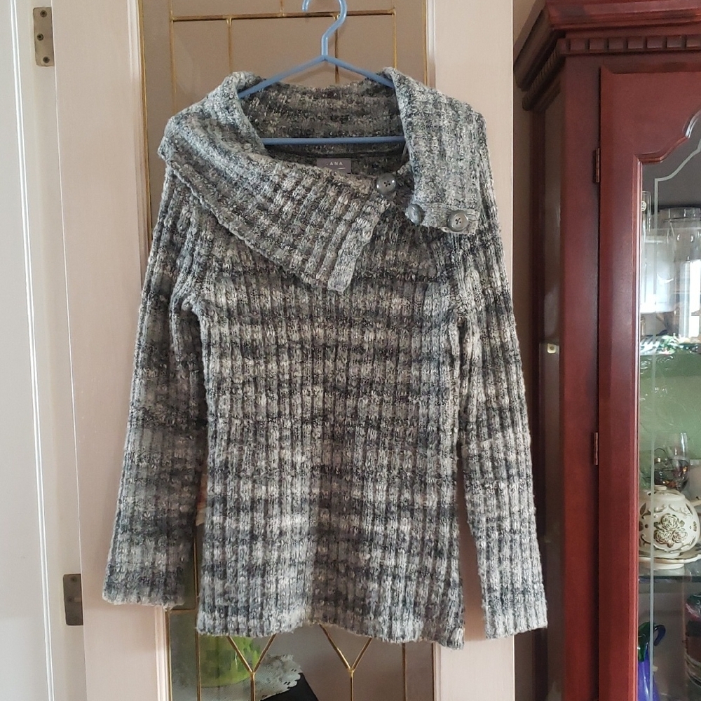 Jana Vintage. Size M Women's Gray Sweater
